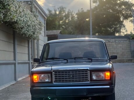 LADA (VAZ) 2107