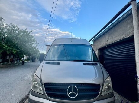 Mercedes Sprinter 311