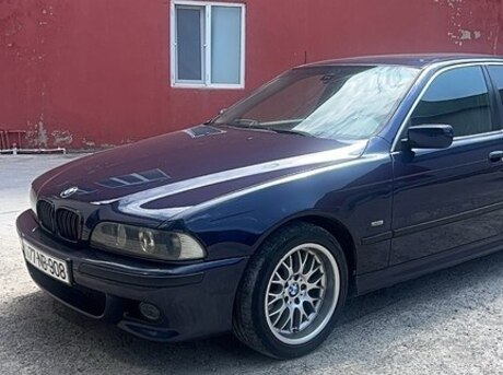BMW 528