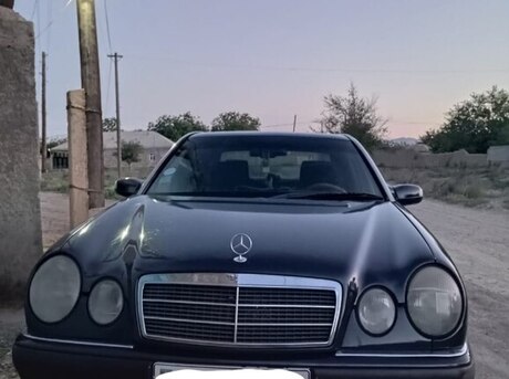 Mercedes E 290