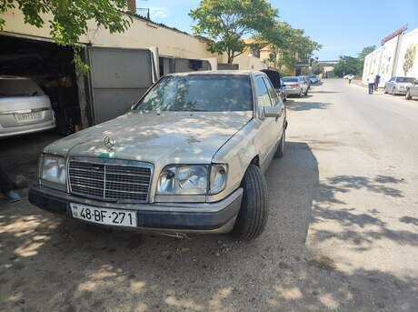 Mercedes 190
