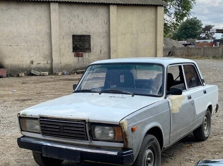 LADA (VAZ) 2107