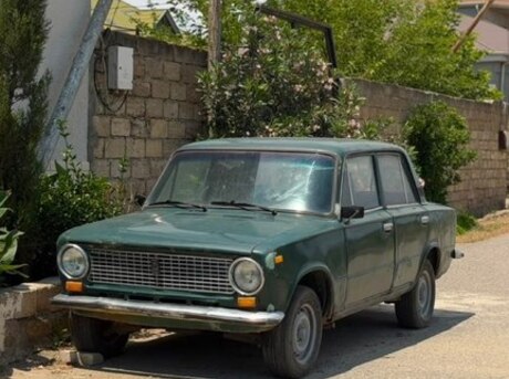 LADA (VAZ) 21011