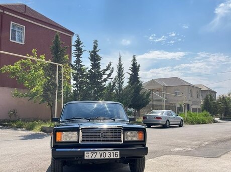 LADA (VAZ) 2107