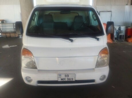 Hyundai H 100