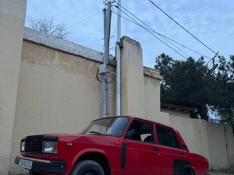 LADA (VAZ) 2107