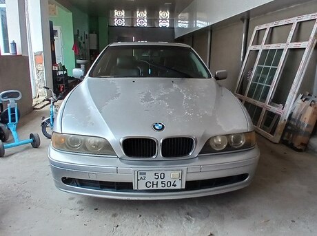 BMW 525
