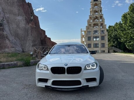 BMW 528