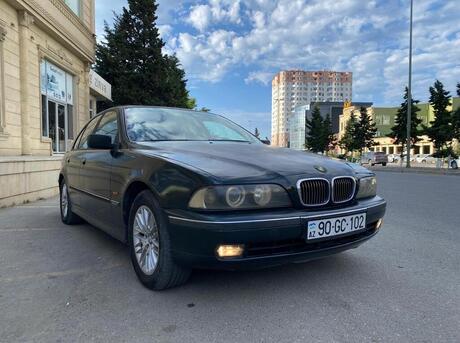 BMW 520