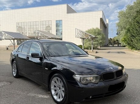BMW 745