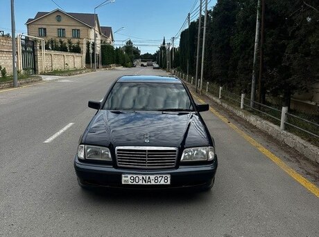 Mercedes C 180