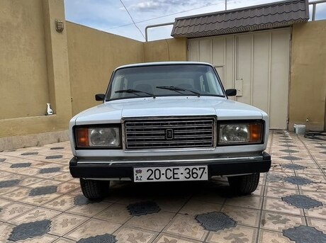 LADA (VAZ) 2107