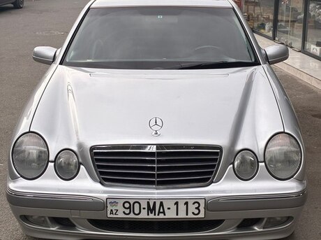 Mercedes E 240