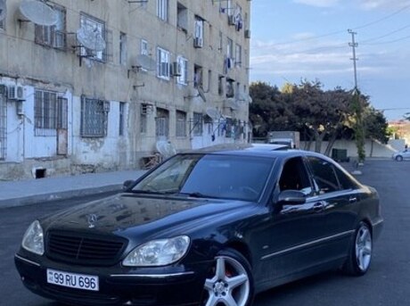 Mercedes S 320