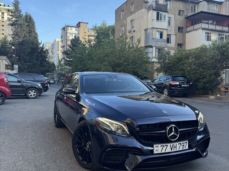 Mercedes E 300