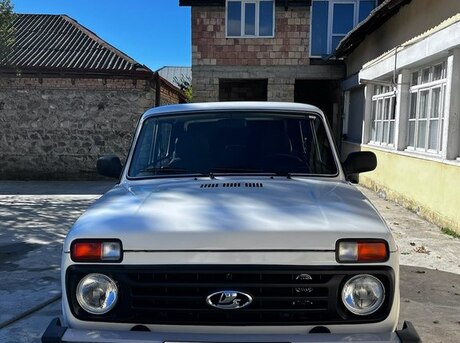 LADA (VAZ) Niva