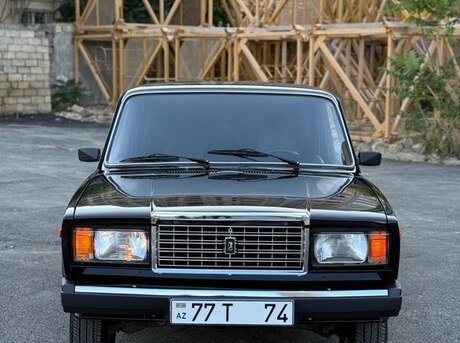 LADA (VAZ) 2107