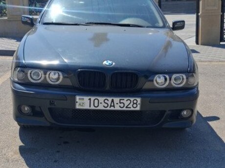 BMW 528