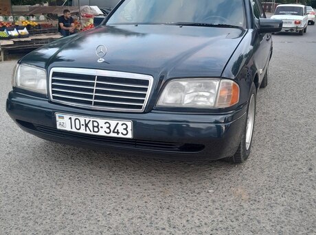 Mercedes C 180