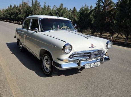 GAZ 21 "Volga"