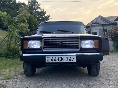 LADA (VAZ) 2107