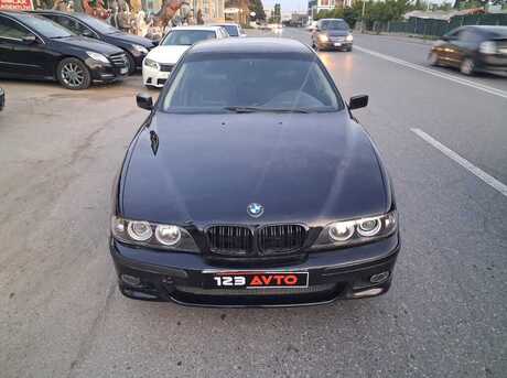 BMW 523