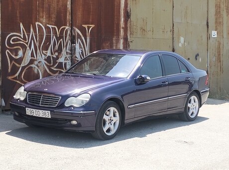 Mercedes C 240