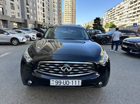 Infiniti FX35