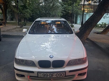 BMW 525