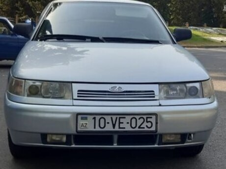 LADA (VAZ) 2112