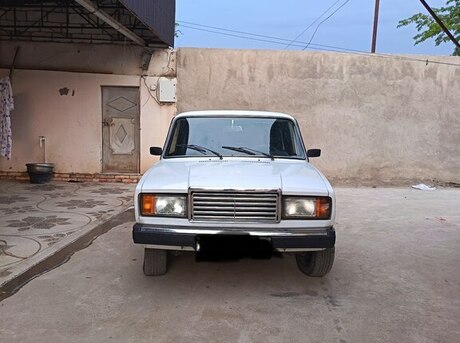 LADA (VAZ) 2107