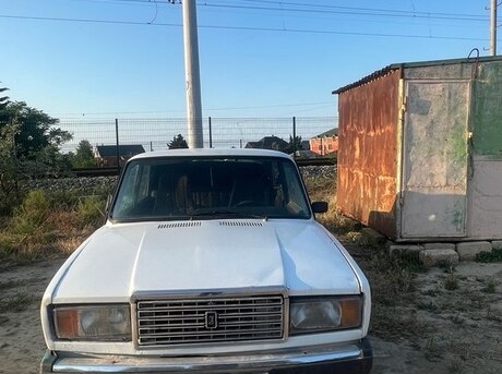LADA (VAZ) 2107