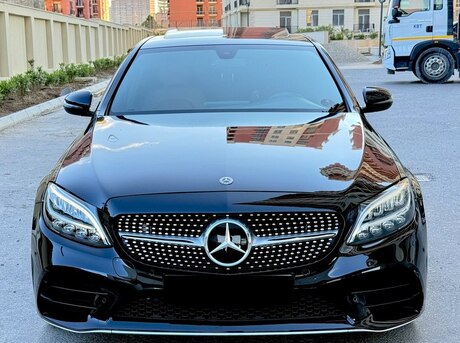 Mercedes C 200