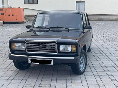 LADA (VAZ) 2107