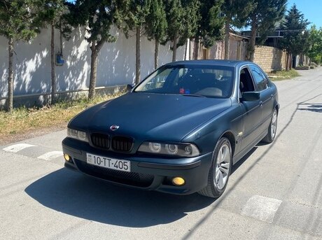 BMW 525
