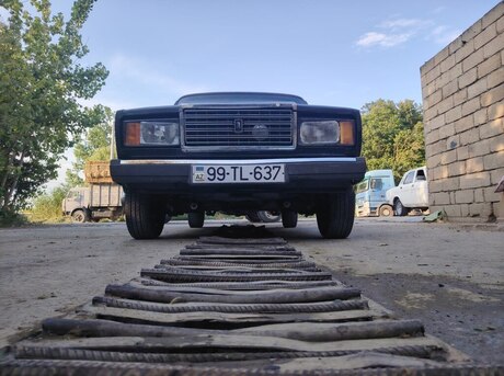 LADA (VAZ) 2107