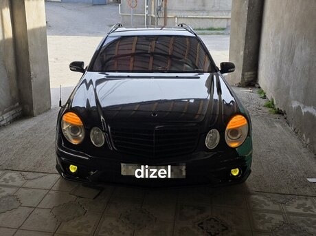 Mercedes E 320