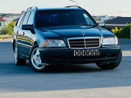 Mercedes C 220