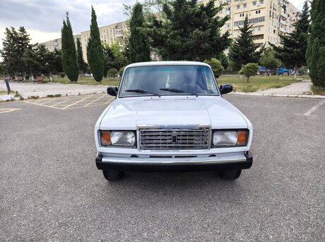LADA (VAZ) 2107