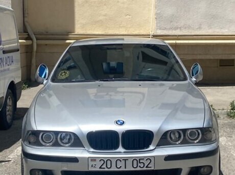 BMW 525
