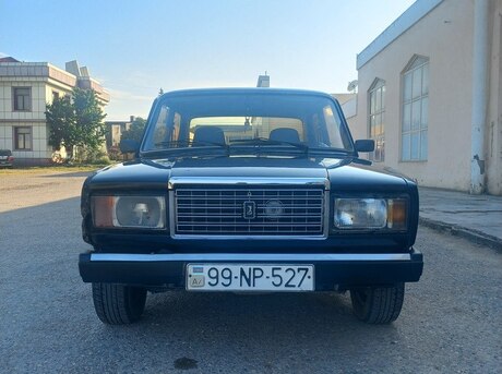 LADA (VAZ) 2107