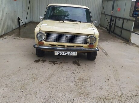 LADA (VAZ) 21011