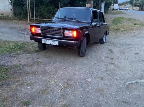 LADA (VAZ) 2107