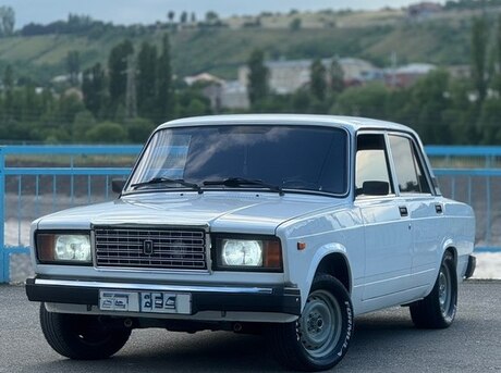 LADA (VAZ) 2107