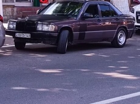Mercedes 190