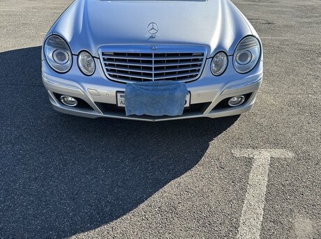 Mercedes E 200