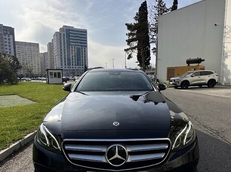 Mercedes E 300