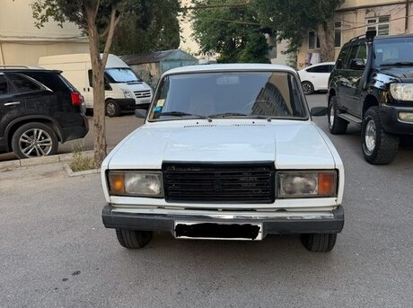 LADA (VAZ) 2107