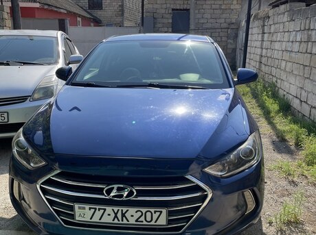 Hyundai Elantra
