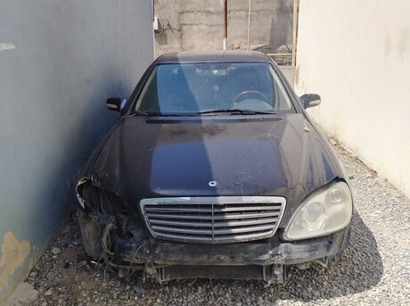 Mercedes S 500